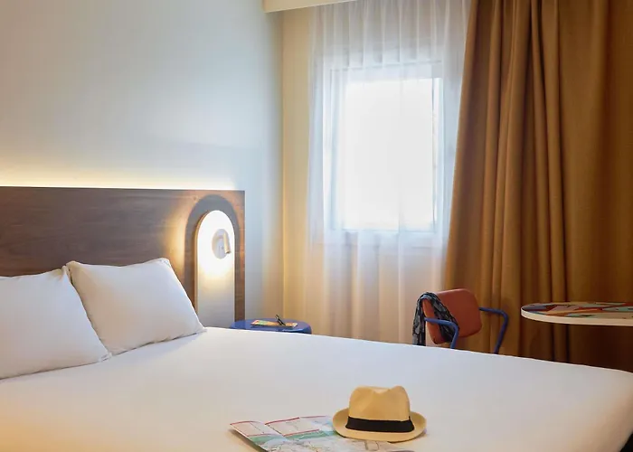 Ibis Avignon Centre Gare Hotel
